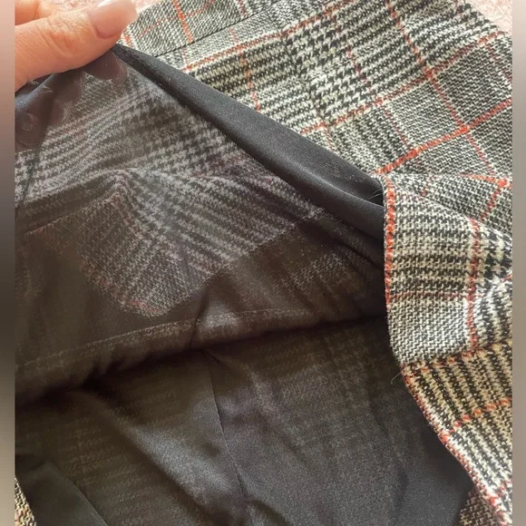 Vintage Plaid Skirt - Picture 4 of 7